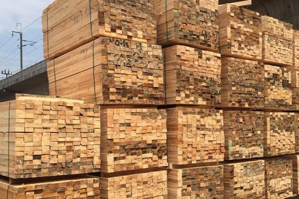 如何做好建筑木方的保养工作